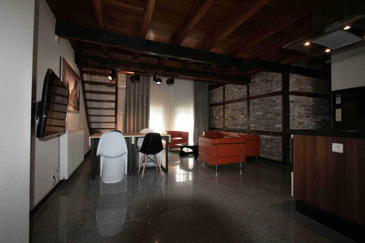Amosa Liege City Centre Apart Regence 10 Exterior photo