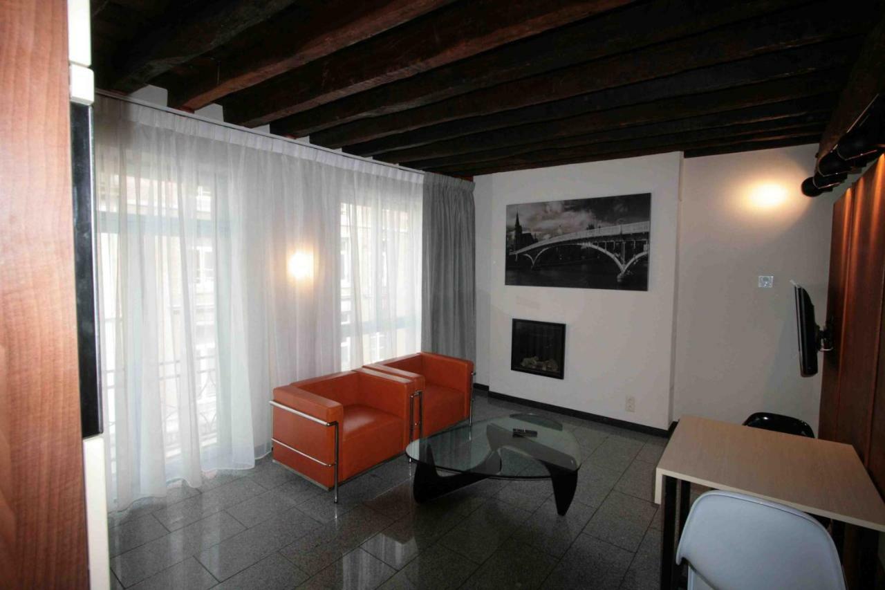 Amosa Liege City Centre Apart Regence 10 Exterior photo
